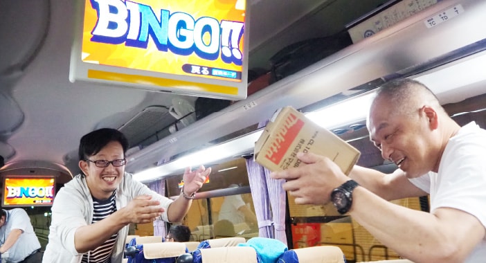 社内イベント・バス車中のビンゴ大会